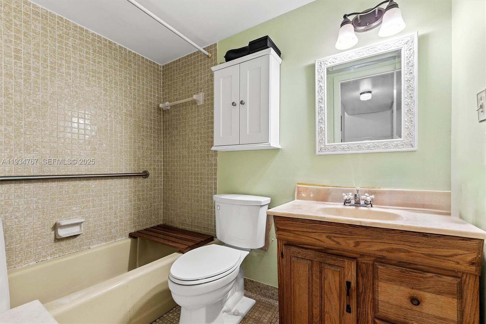 620 Tennis Club Dr 110 photo 23