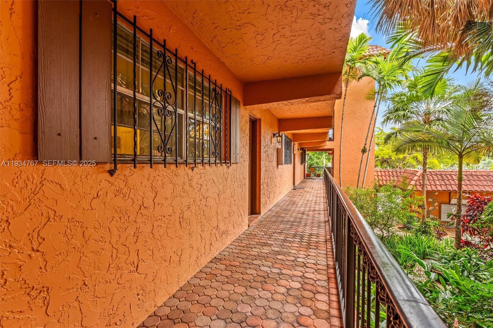 620 Tennis Club Dr 110 photo 9