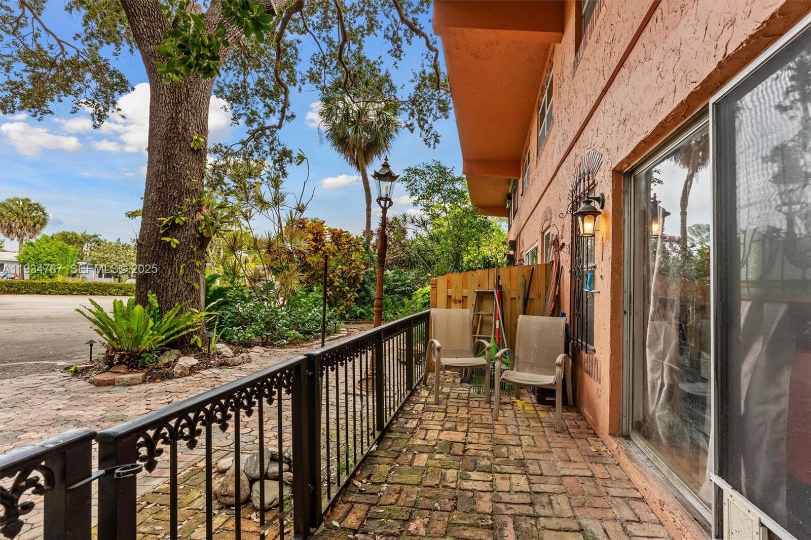 620 Tennis Club Dr 110 photo 8