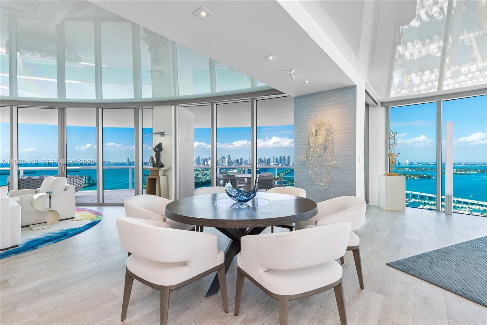 1000 Pointe Dr 3501 photo 16