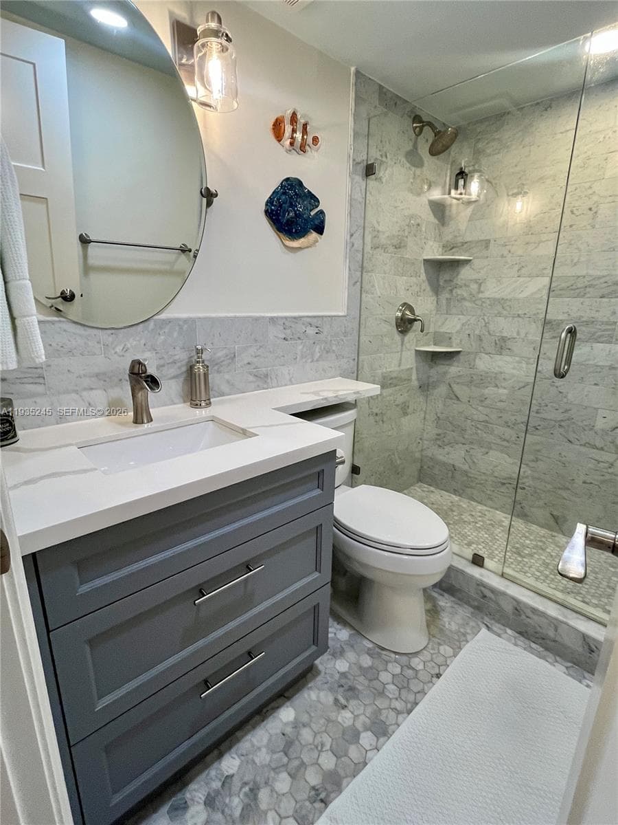 1501 Ocean Bay Dr B7 photo 12