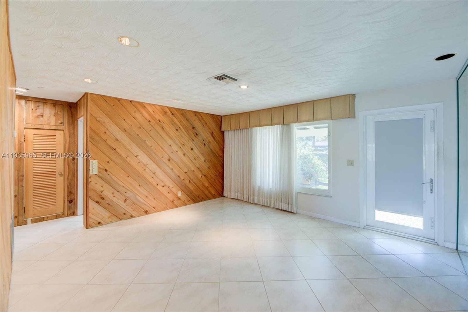 3081 46th Ct photo 9