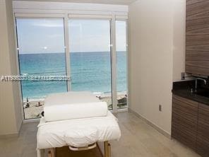 1830 S Ocean Drive 3001 photo 23