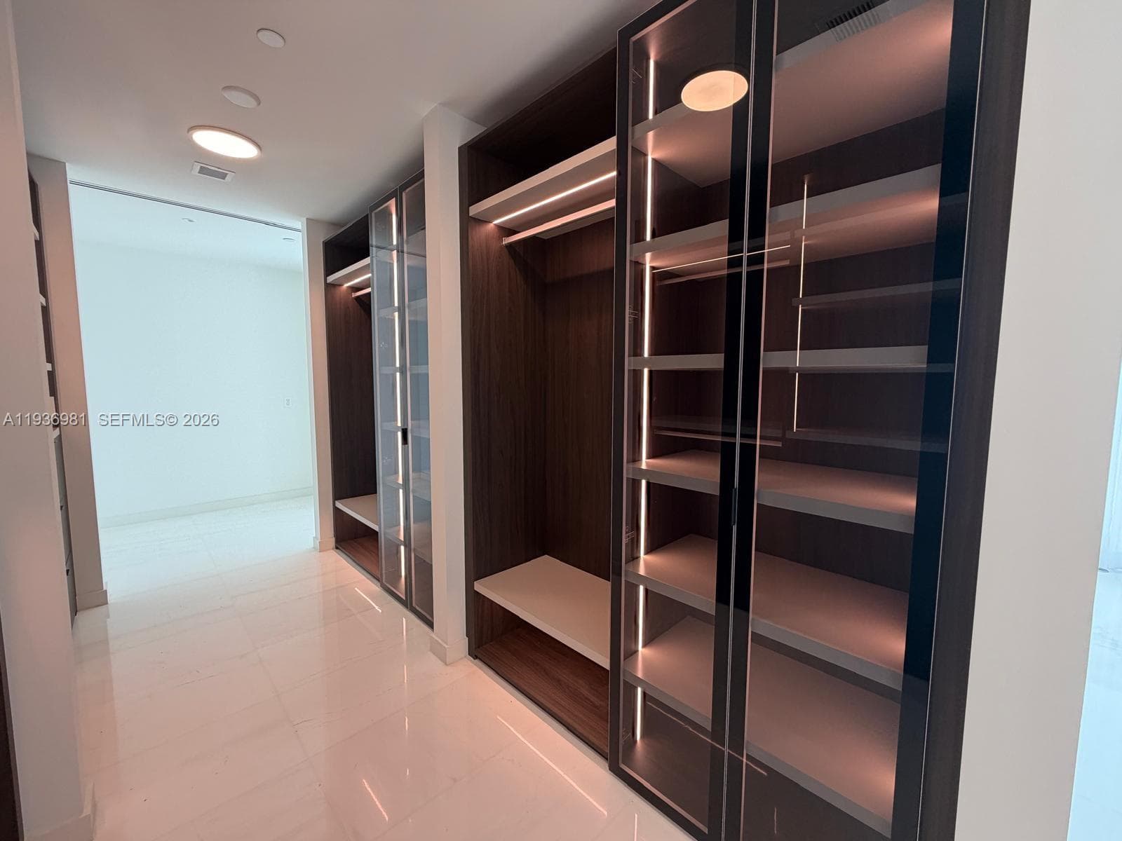 300 Biscayne Blvd Way 3201 photo 12