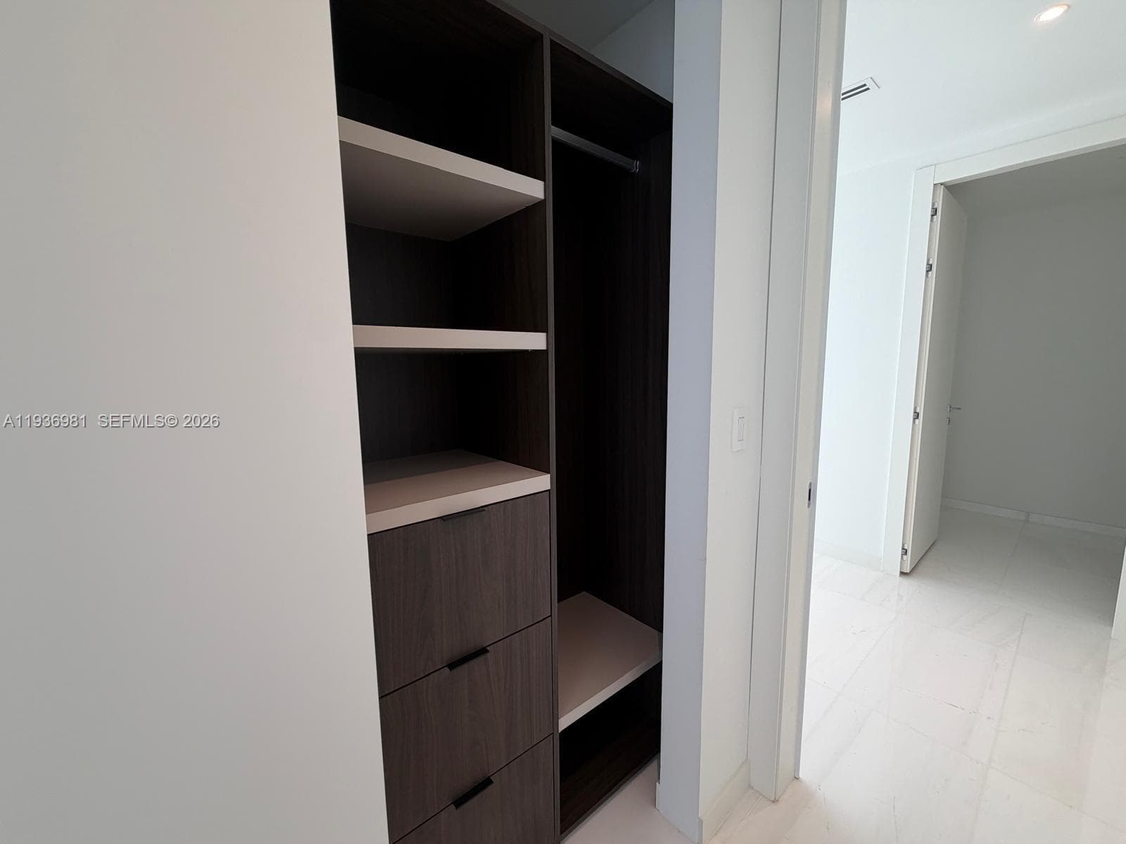 300 Biscayne Blvd Way 3201 photo 15