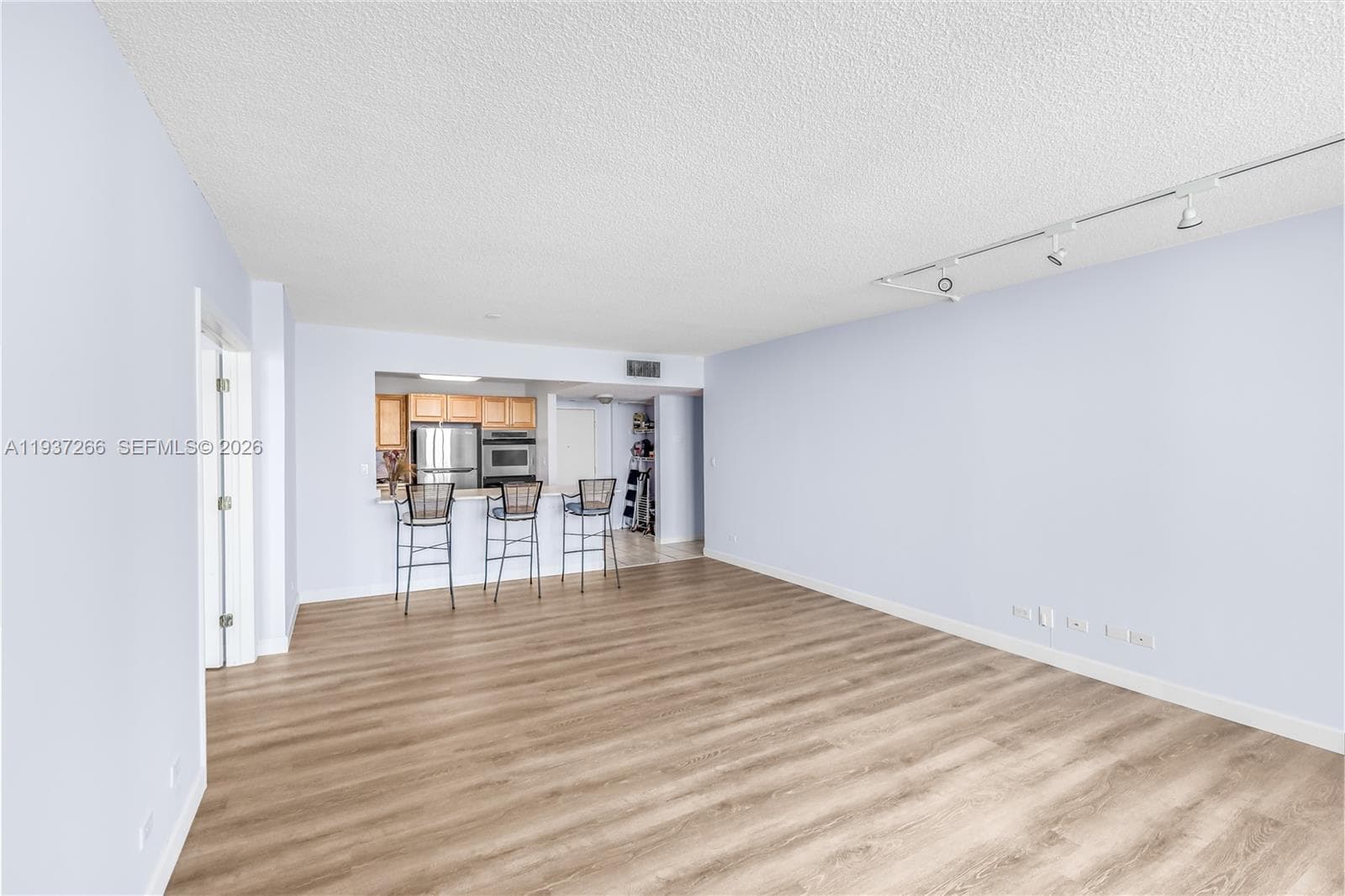 2301 Collins Ave 1038/1039 photo 16