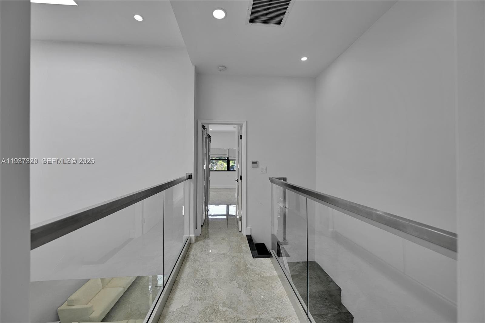 310 Poinciana Dr 802 photo 22