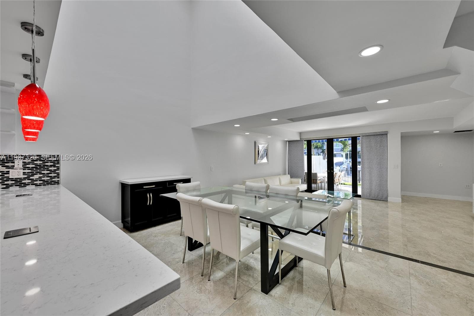 310 Poinciana Dr 802 photo 19