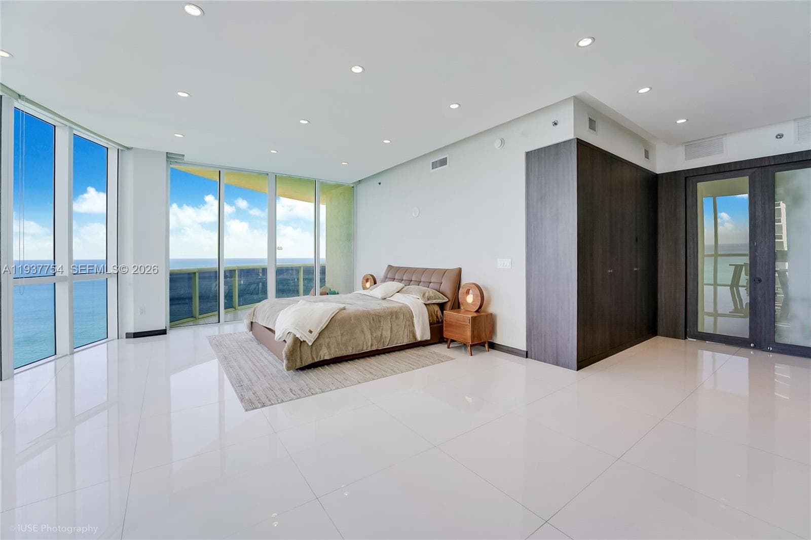 15901 Collins Ave 2701 photo 10