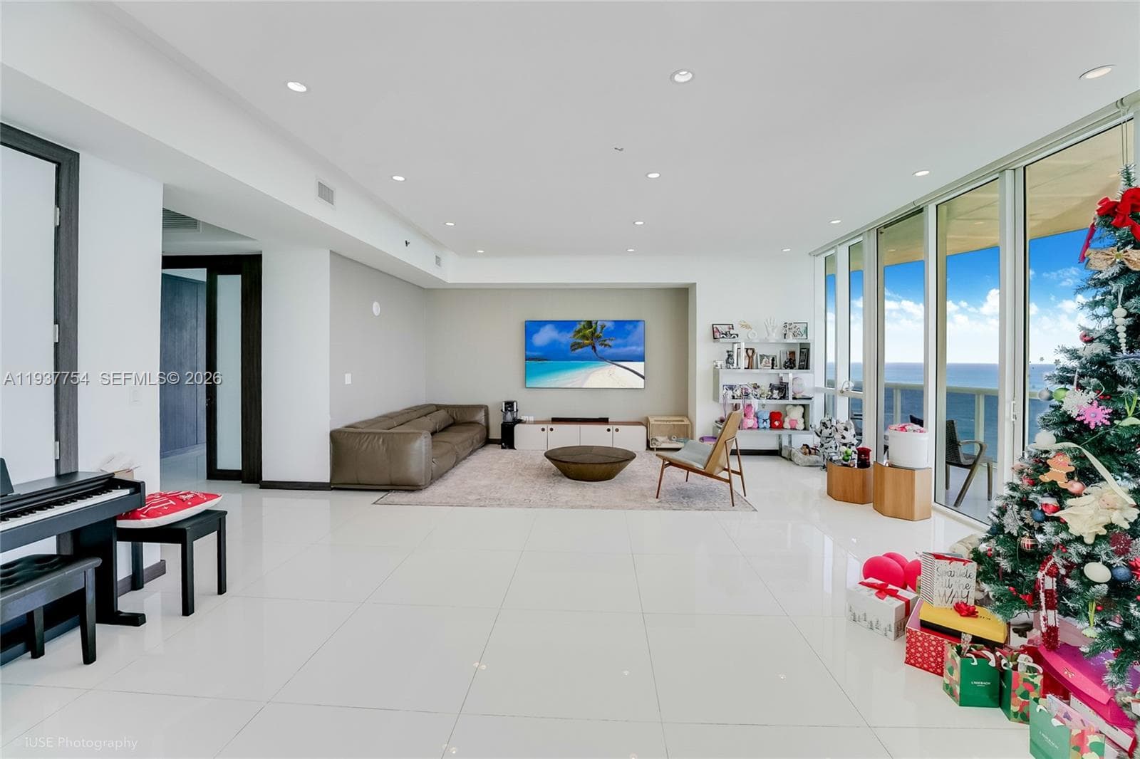 15901 Collins Ave 2701 photo 11