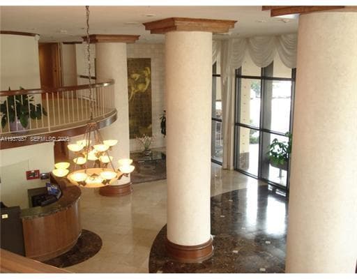 10185 Collins Ave PH02 photo 3