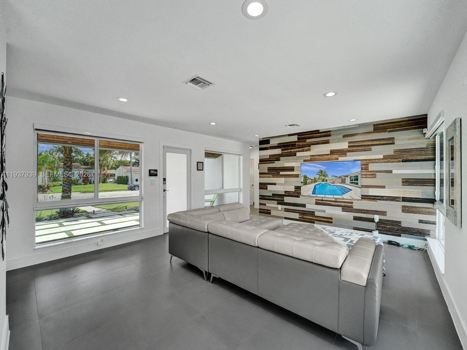 1108 Tangelo Isle photo 17