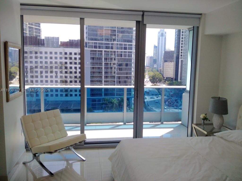 200 Biscayne Boulevard Way 906 photo 16