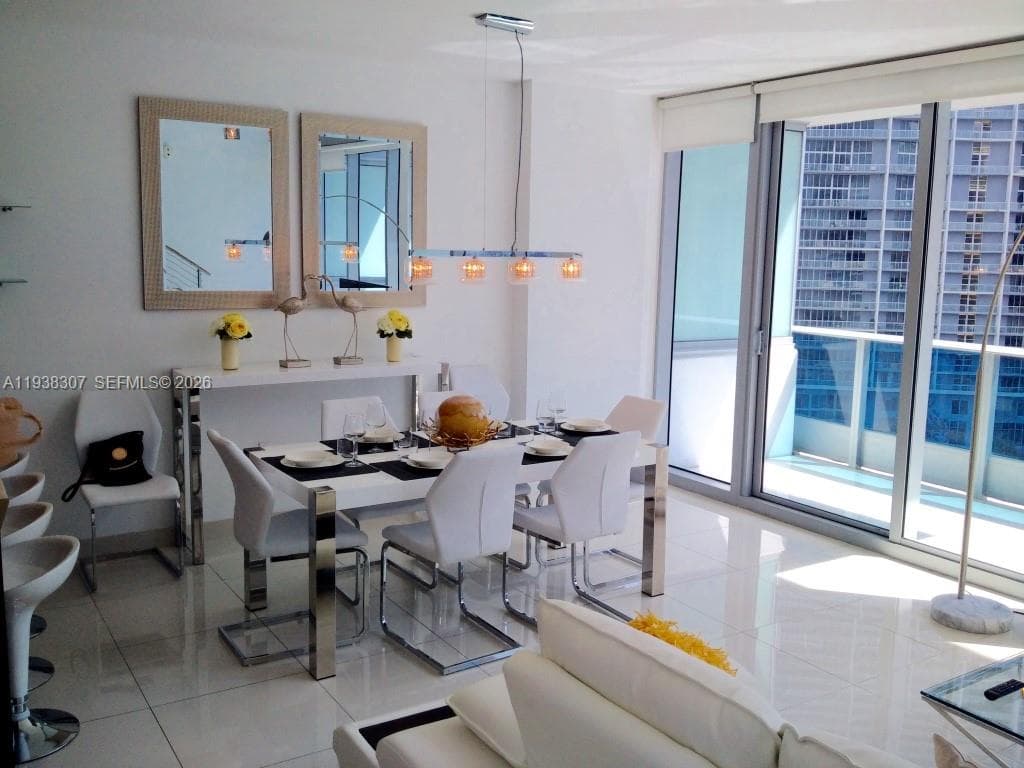 200 Biscayne Boulevard Way 906 photo 21