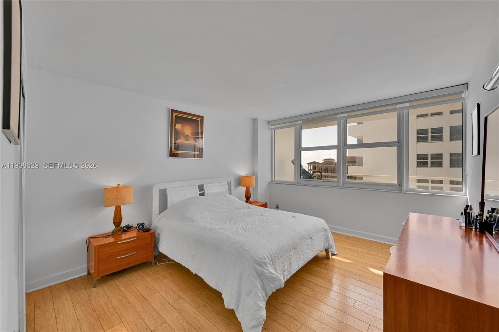 2030 Ocean Dr 2018 photo 18
