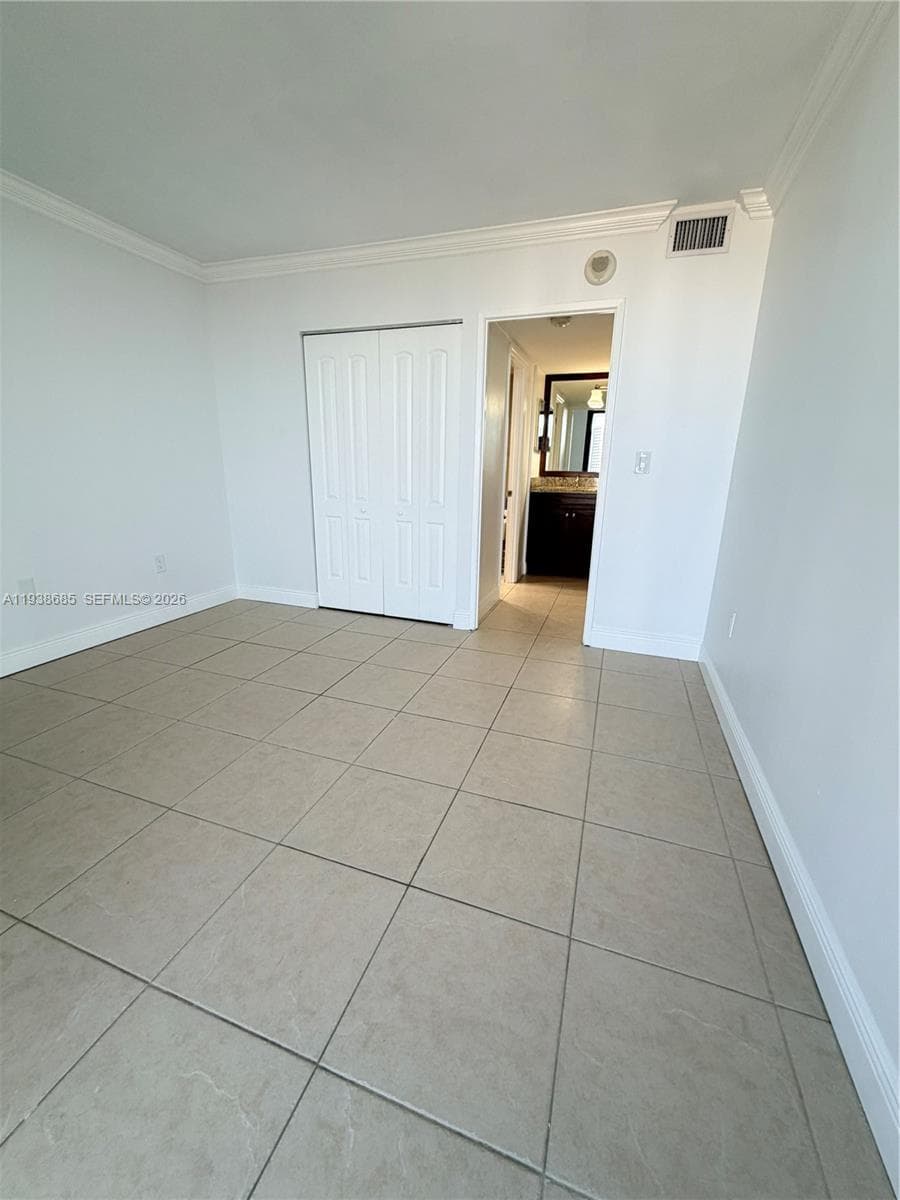 3701 N Country Club Dr 1901 photo 19
