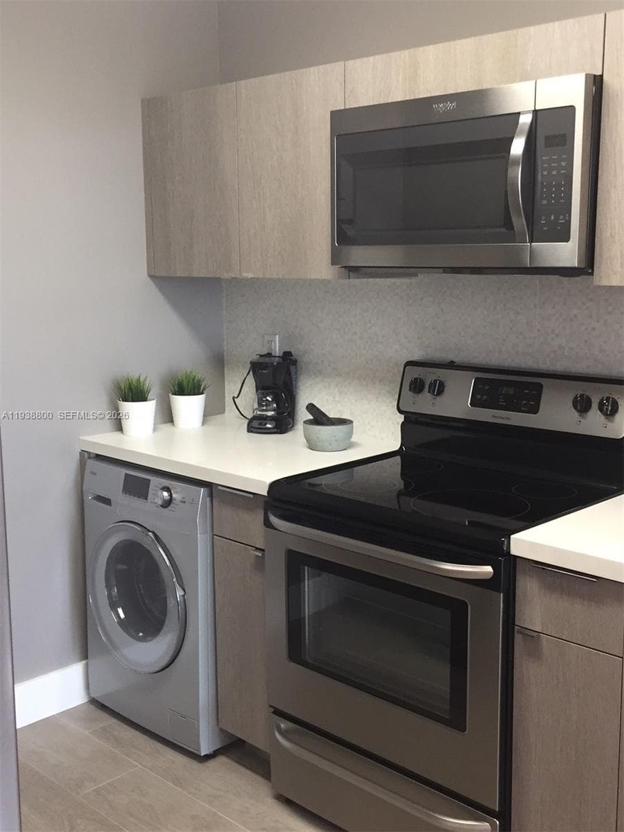 100 Lincoln Rd 314 B photo 10