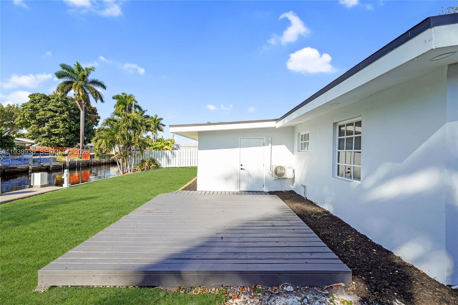 2649 Key Largo Ln photo 6