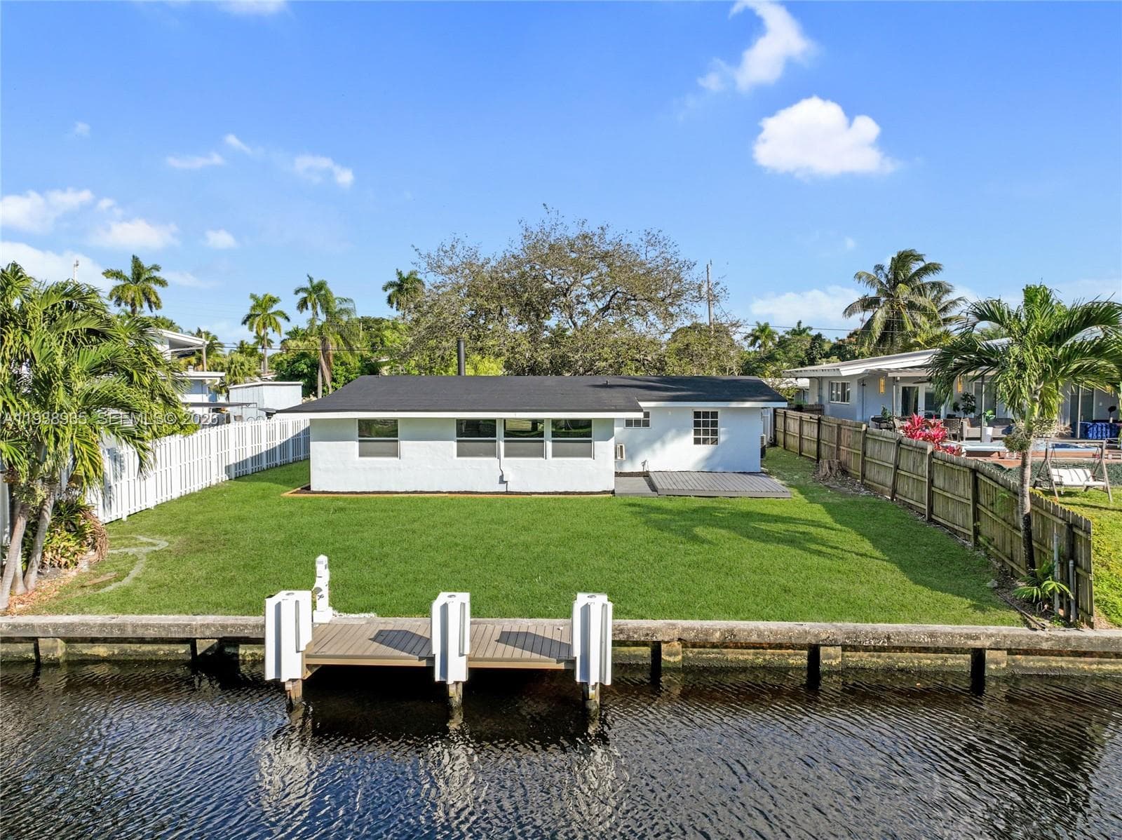 2649 Key Largo Ln photo 25