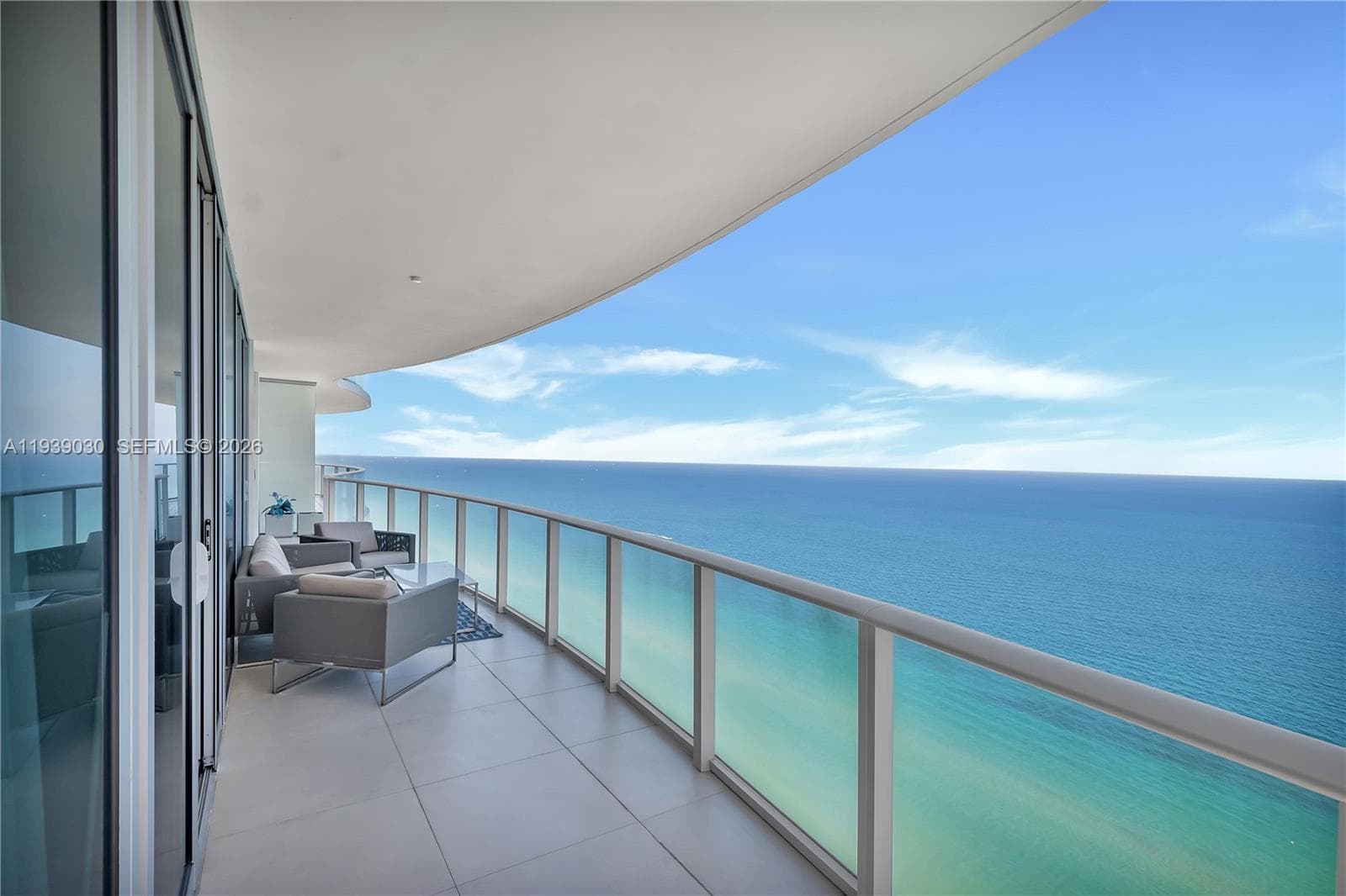 4111 Ocean Dr 3601 photo 8