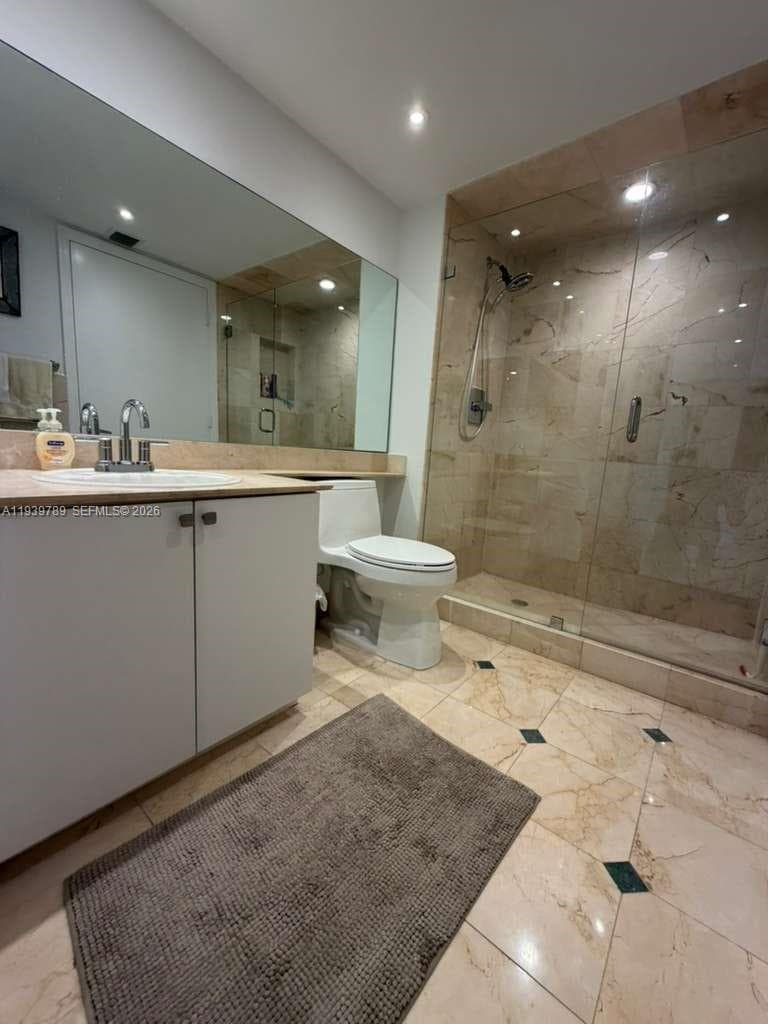 90 Alton Rd 2912 photo 21