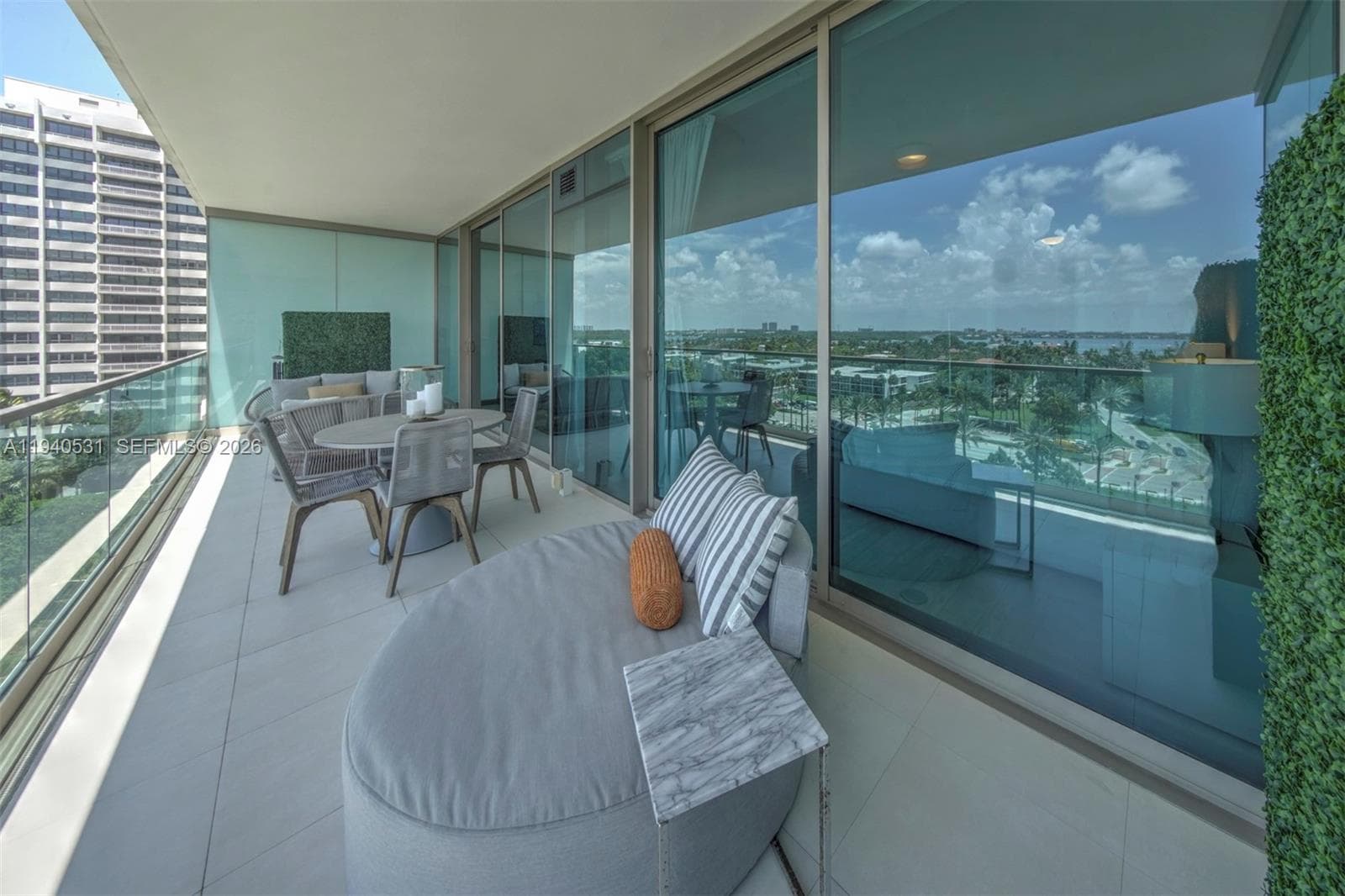 10201 Collins Ave 804 photo 11