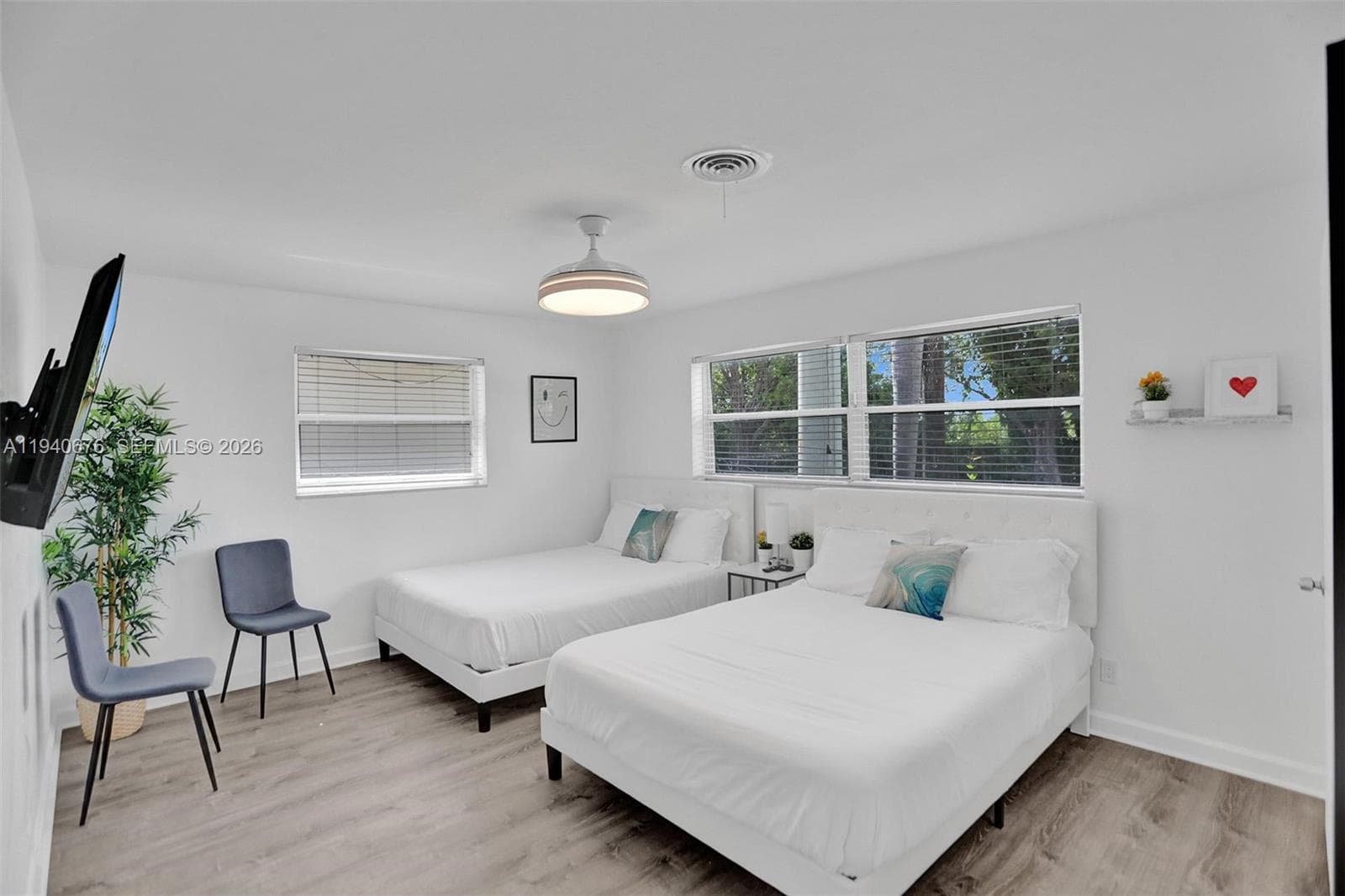 2827 Arthur St photo 23