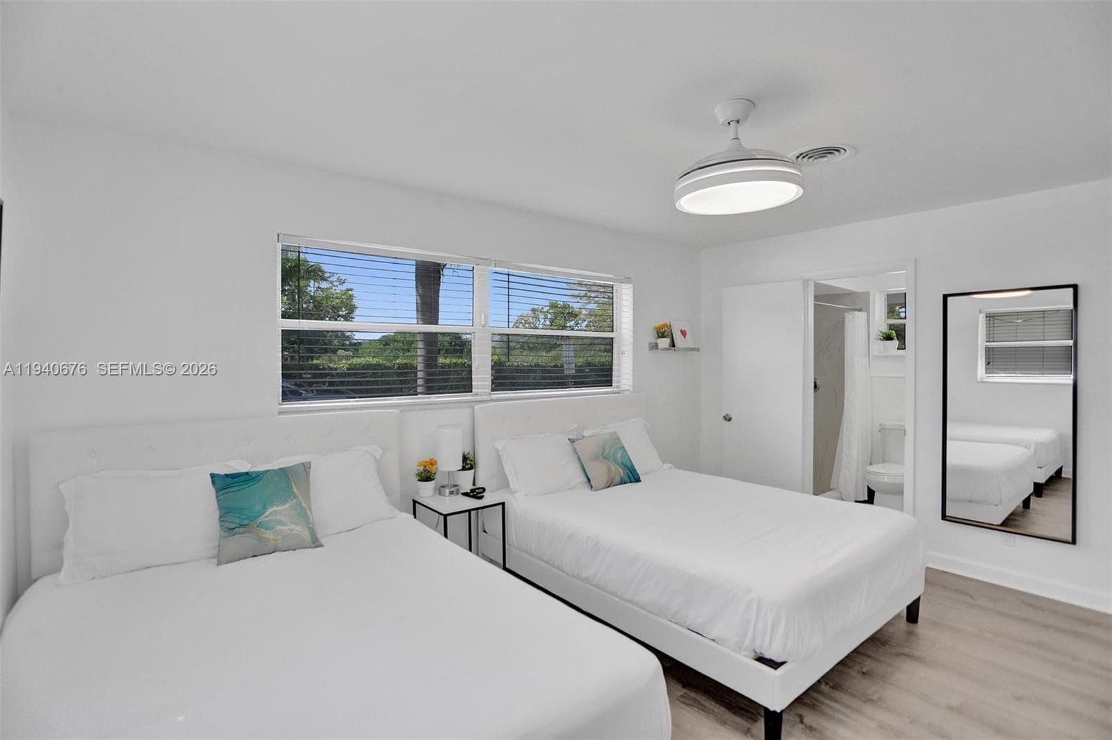2827 Arthur St photo 24