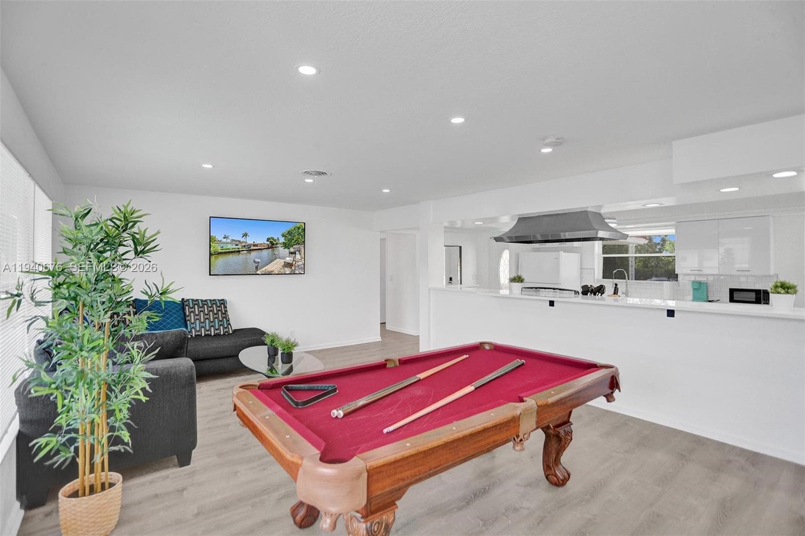2827 Arthur St photo 15