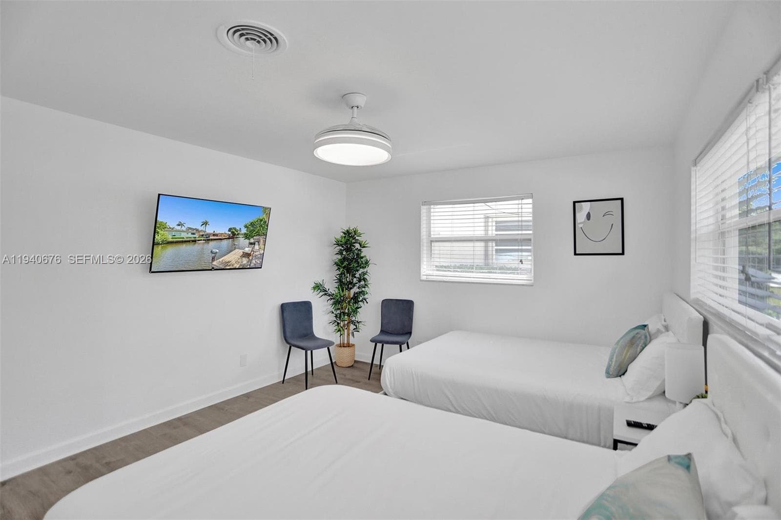 2827 Arthur St photo 25