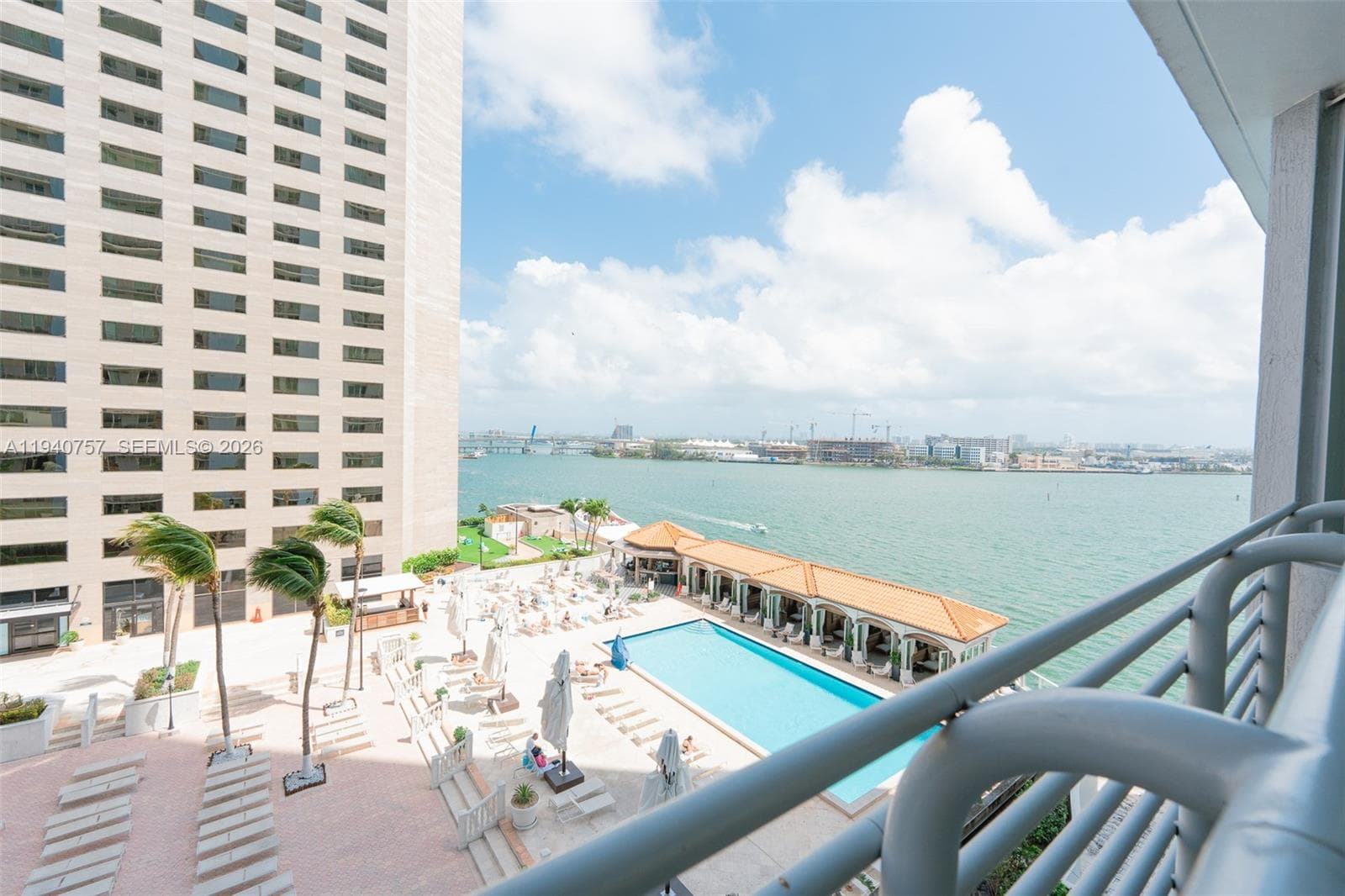 335 S Biscayne Blvd 1108 photo 1