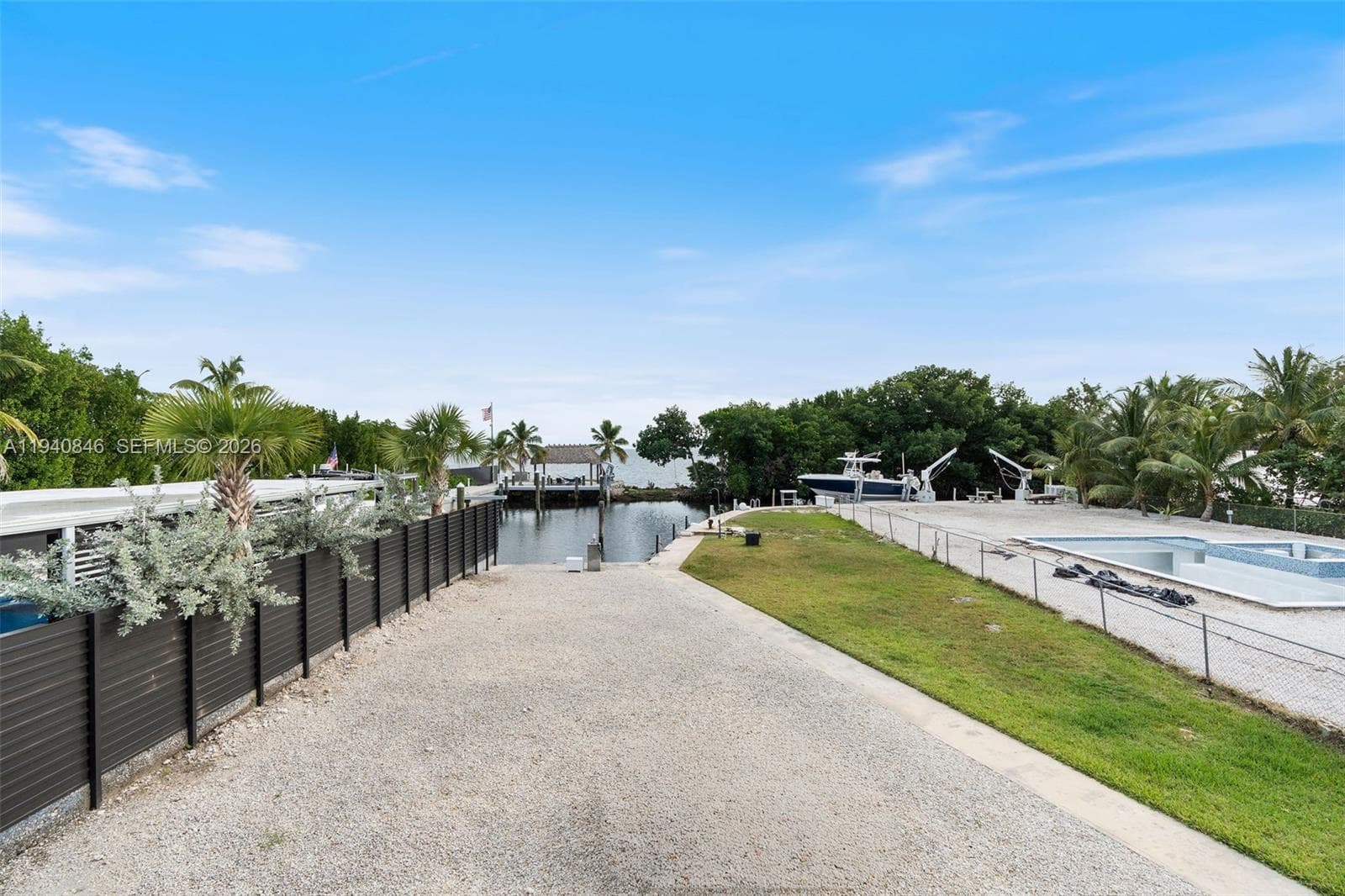 127 Seaside Ave photo 13