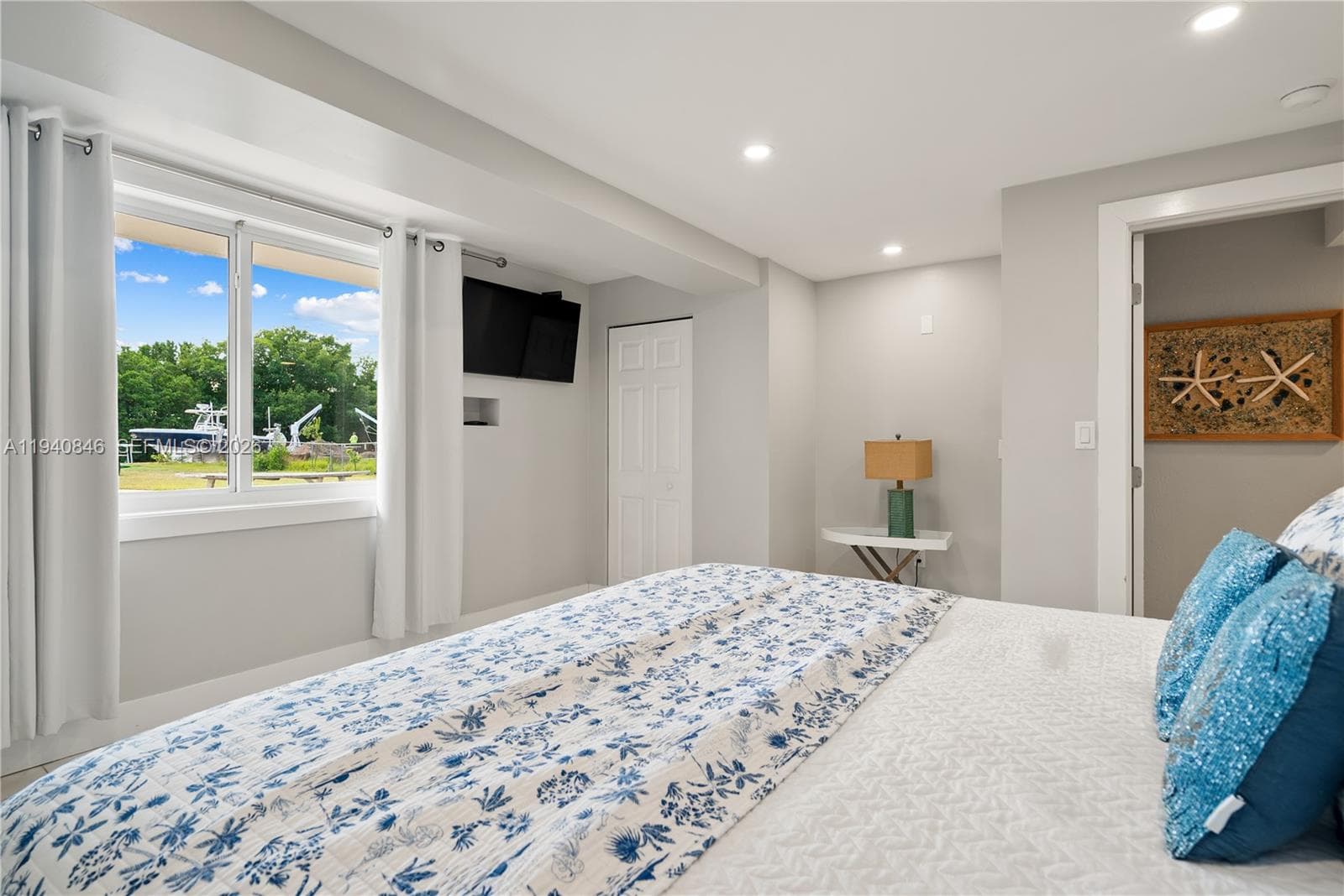 127 Seaside Ave photo 20