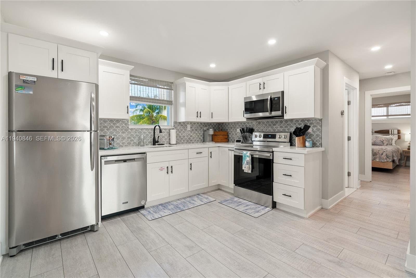 127 Seaside Ave photo 21