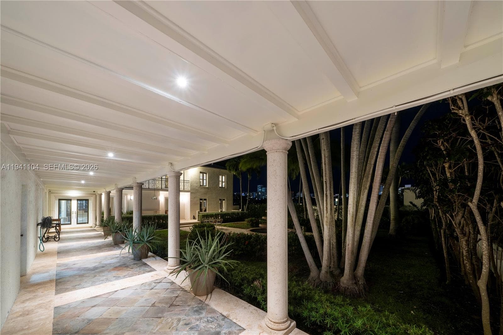 6465 Pine Tree Drive Cir photo 12