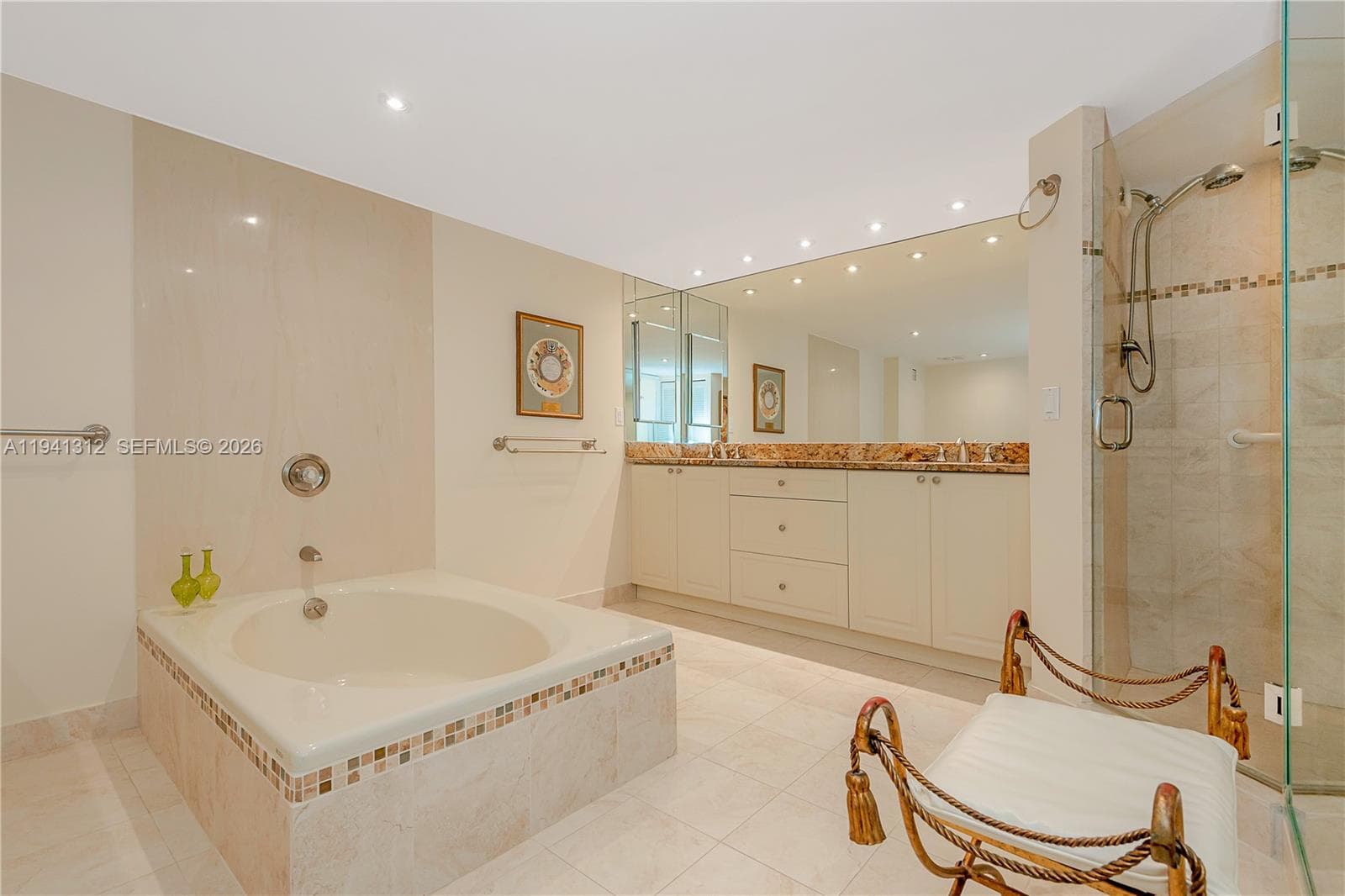 2751 Ocean Dr 1108N photo 18