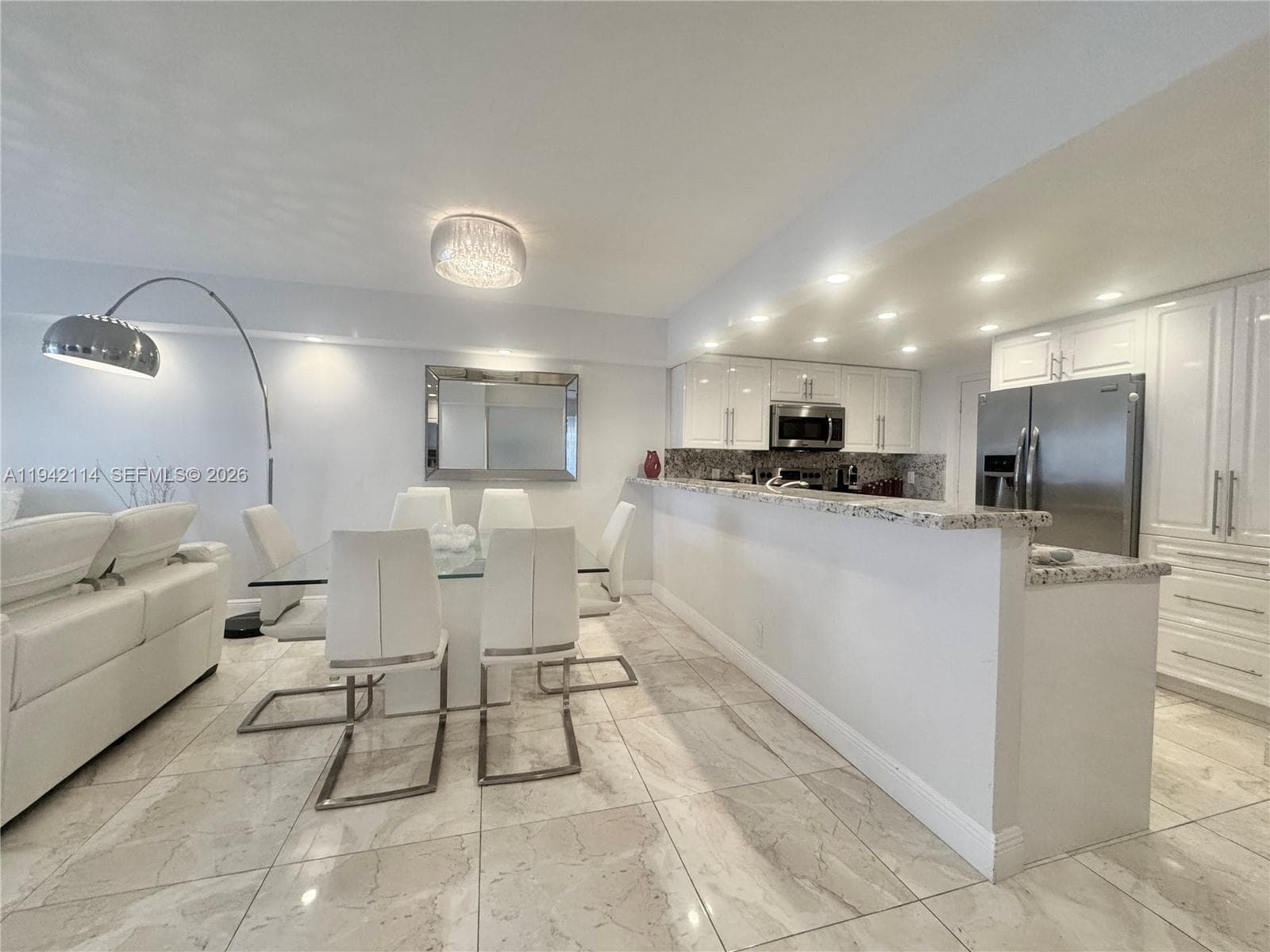 3800 S Ocean Dr 519 photo 9