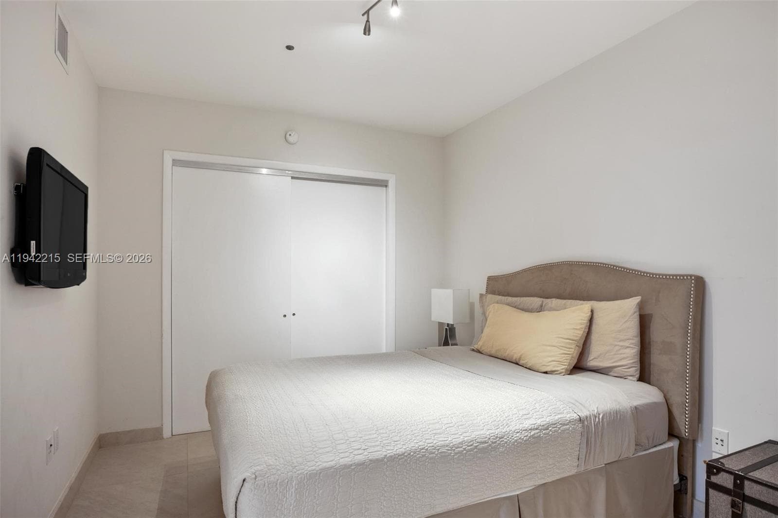 1830 S OCEAN DR 2110 photo 12