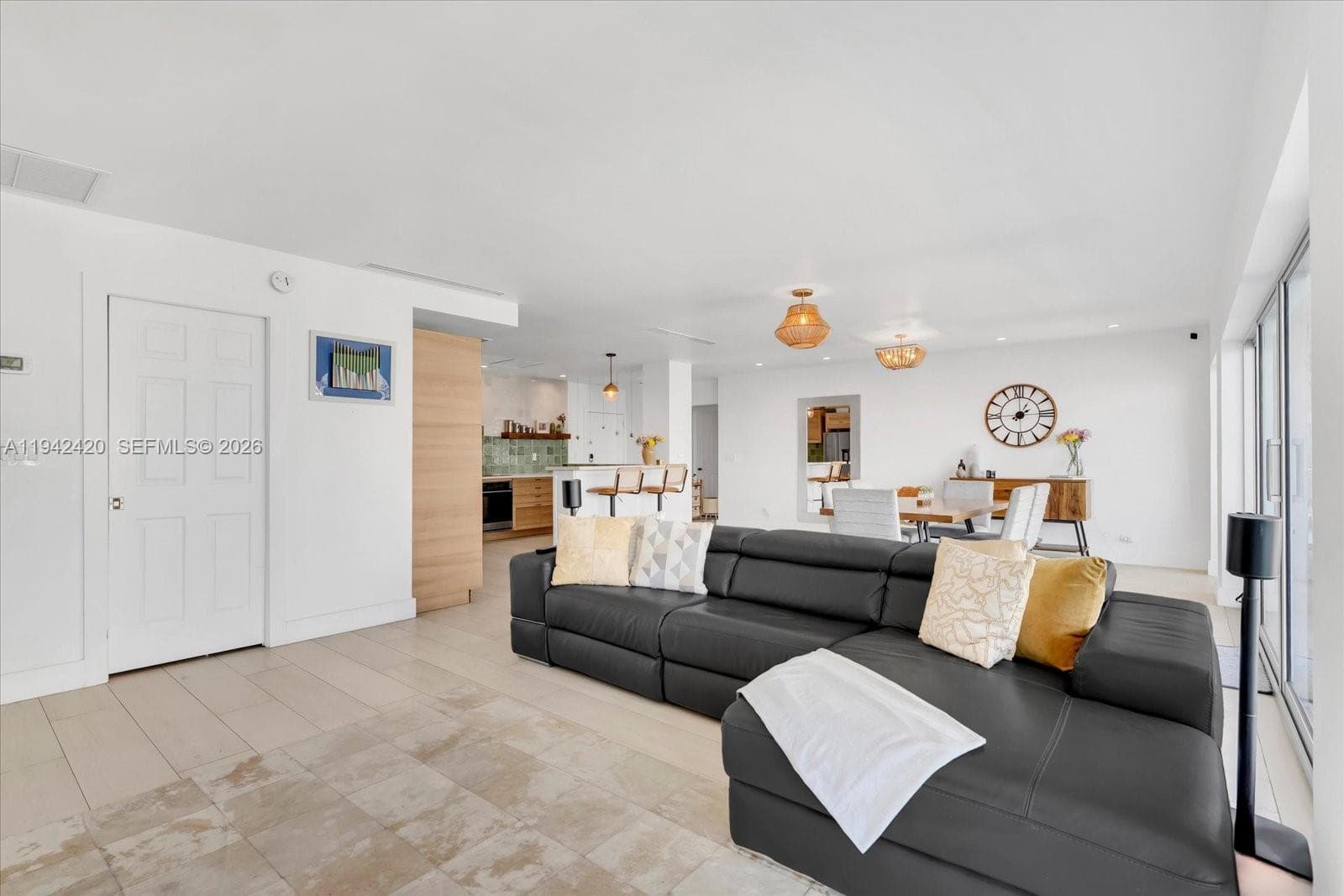 2451 Brickell Ave 17D photo 11