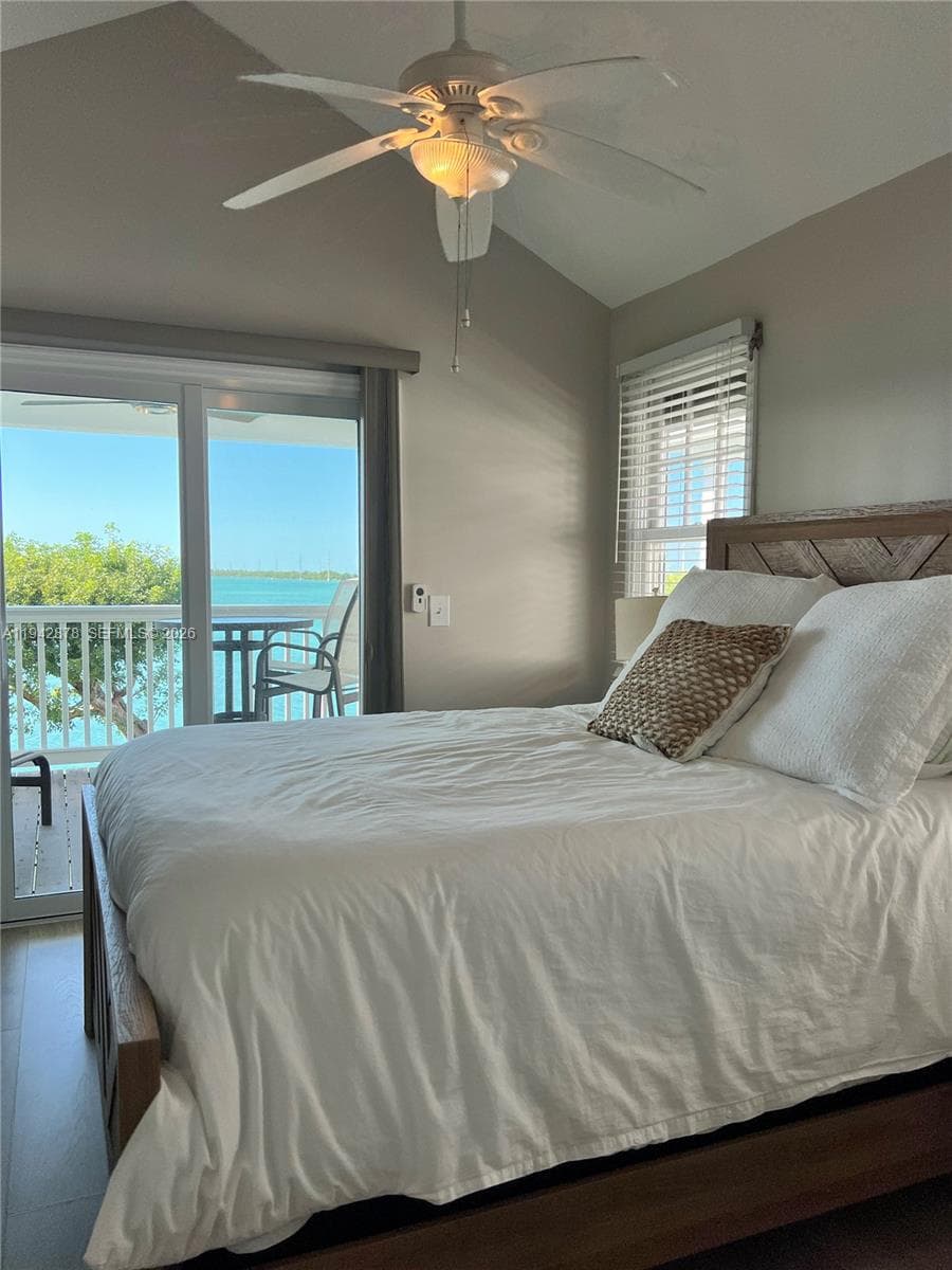 5017 Sunset Village Dr photo 15