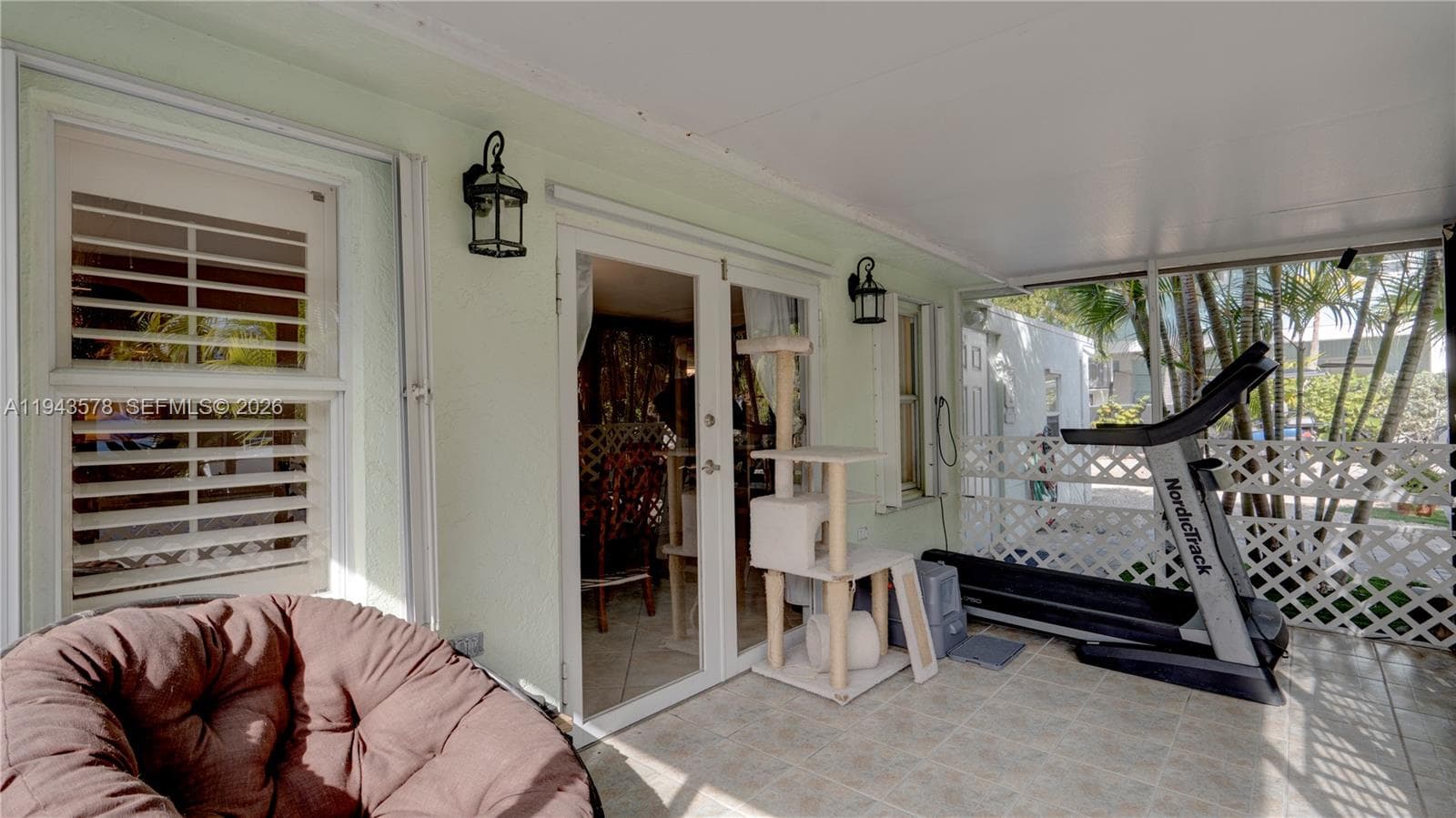 150 Azalea St. photo 11