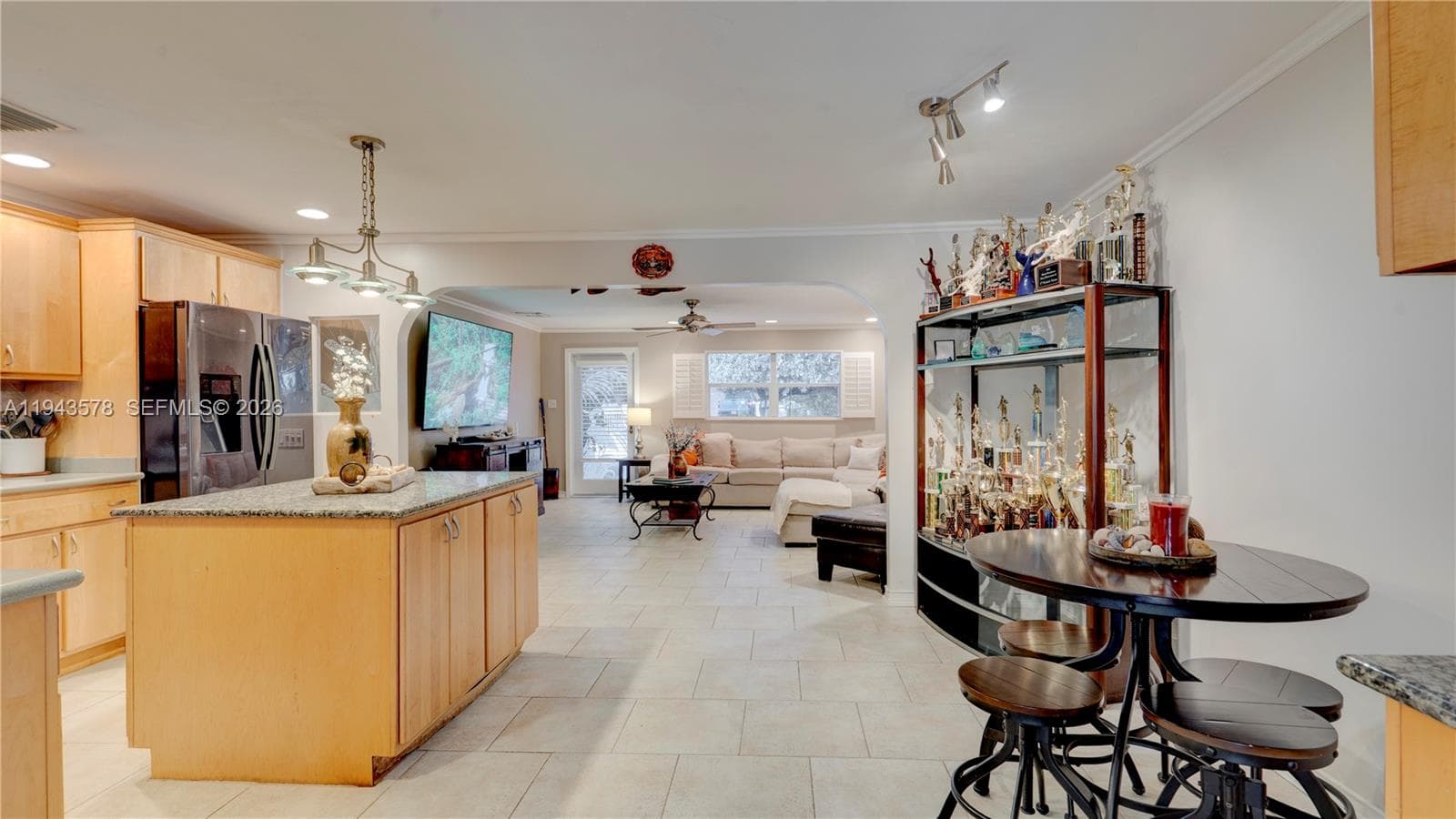 150 Azalea St. photo 8