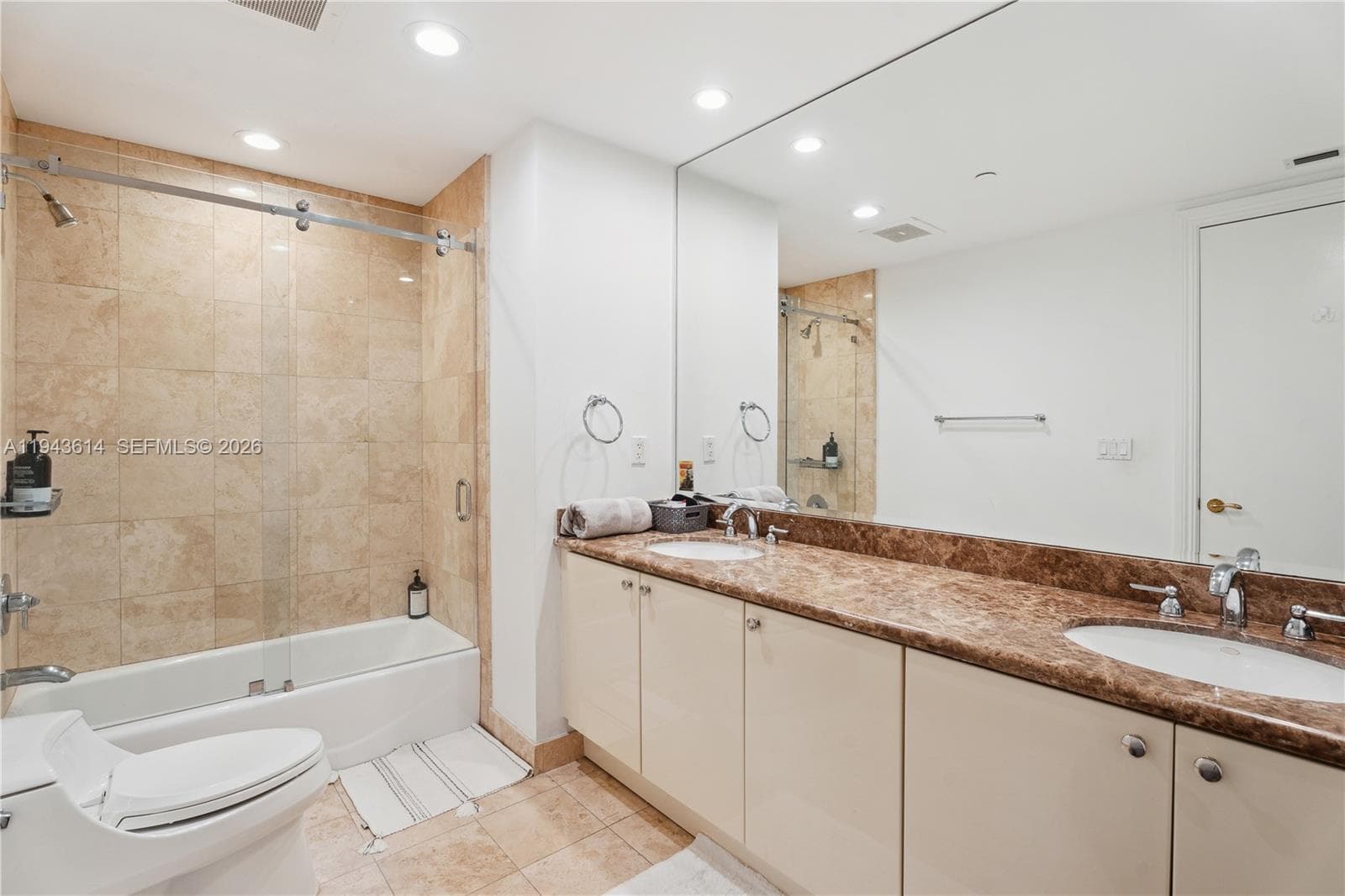 10225 Collins Ave 904 photo 16