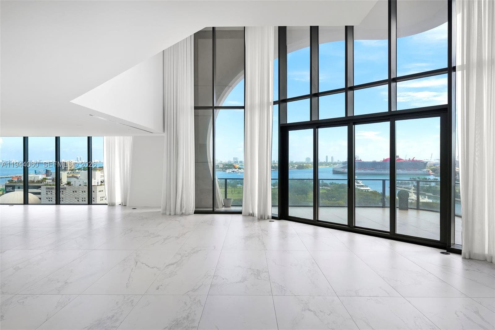 1000 Biscayne Blvd TH1201 photo 12