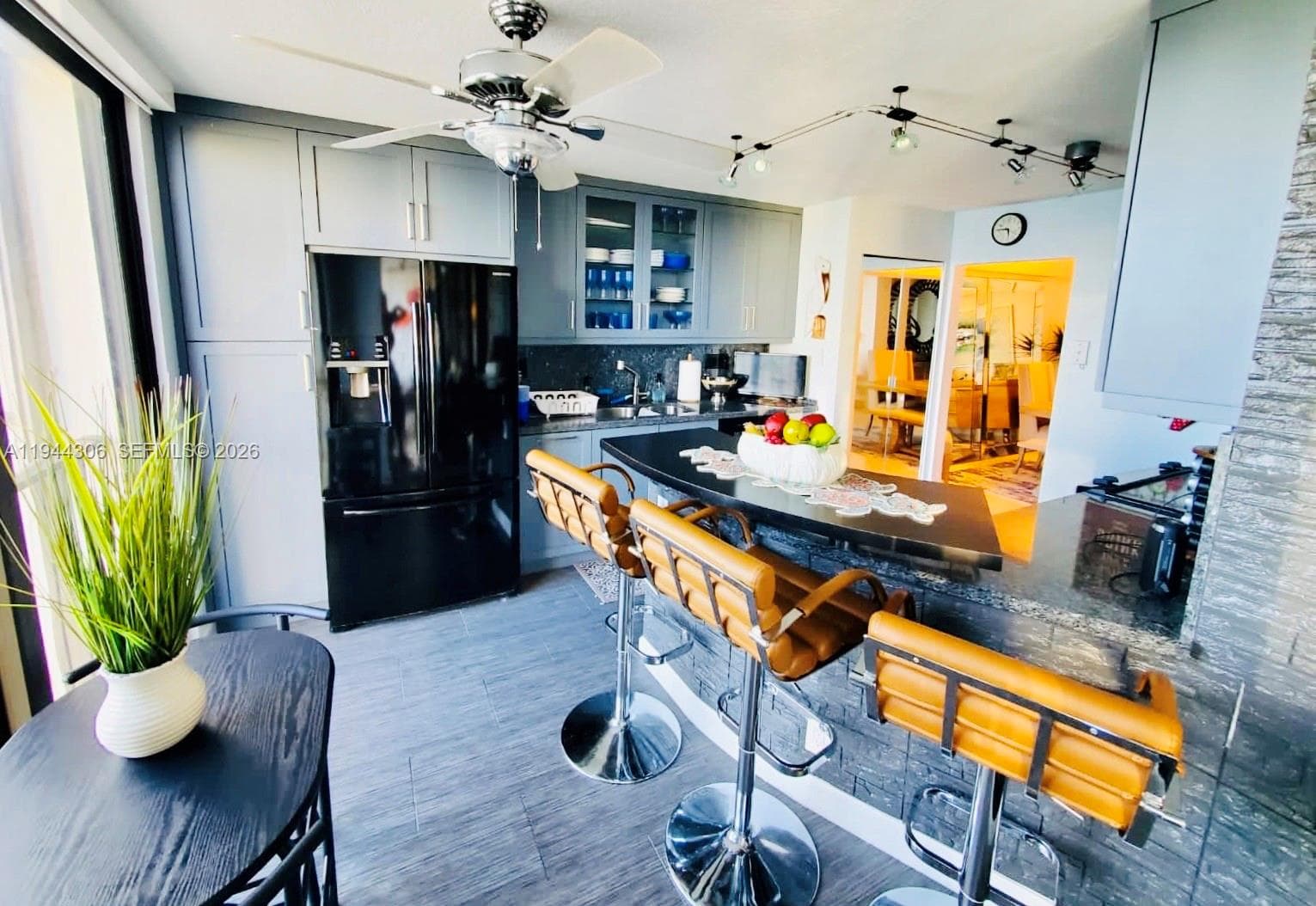 1905 Ocean Blvd 8E photo 7