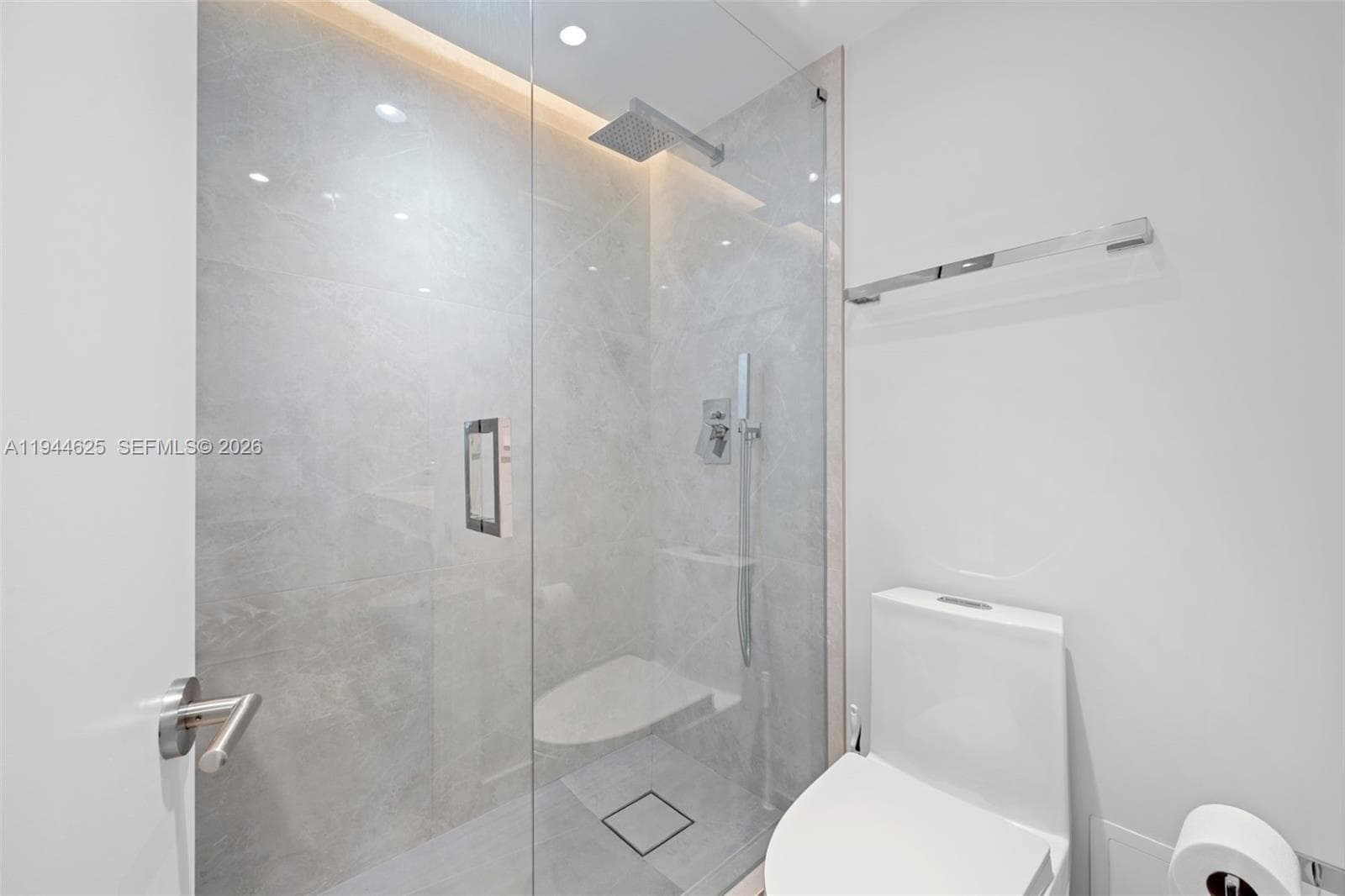 20505 E Country Club Dr 231 photo 15