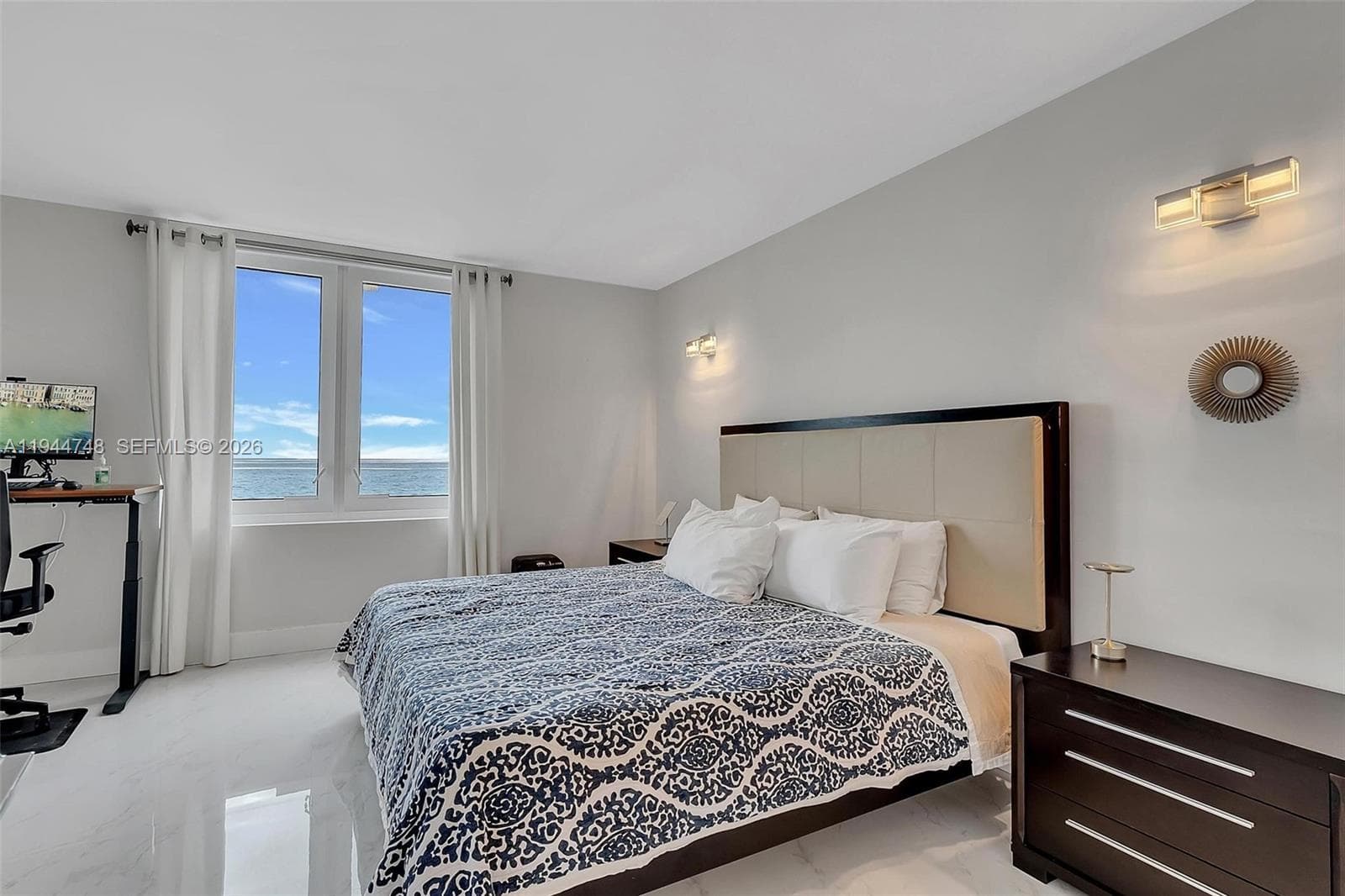 2301 Collins Ave 810 photo 12