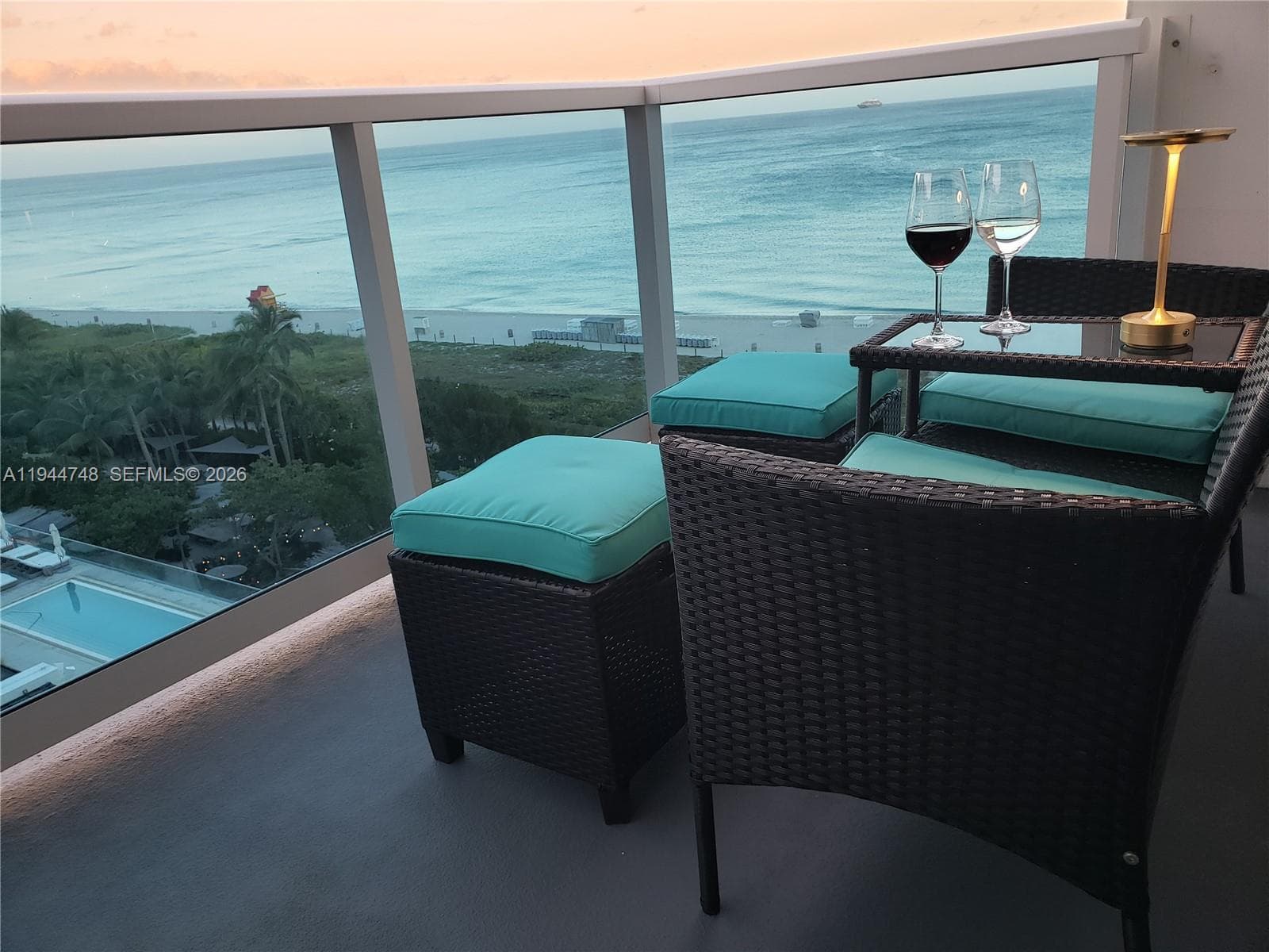 2301 Collins Ave 810 photo 3