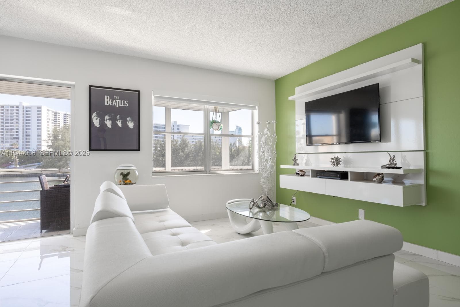 400 Diplomat Pkwy 302 photo 6