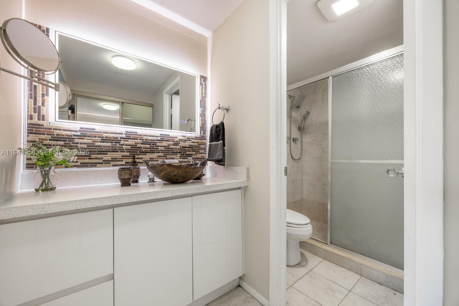 400 Diplomat Pkwy 302 photo 12